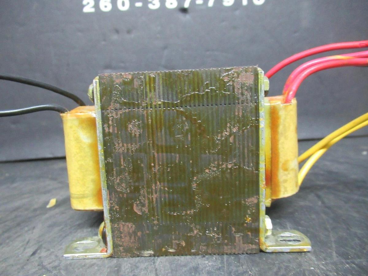 Used YORK 025-025135C TRANSFORMER PRI: 101-136 VOLT 0.78 AMP SEC: 12-18 VOLT