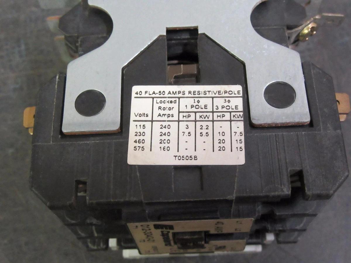 Used COPELAND CONTACTOR 40 AMP 600 VAC 3 PHASE 20 HP 104-120V COIL MODEL: 012-3040-01
