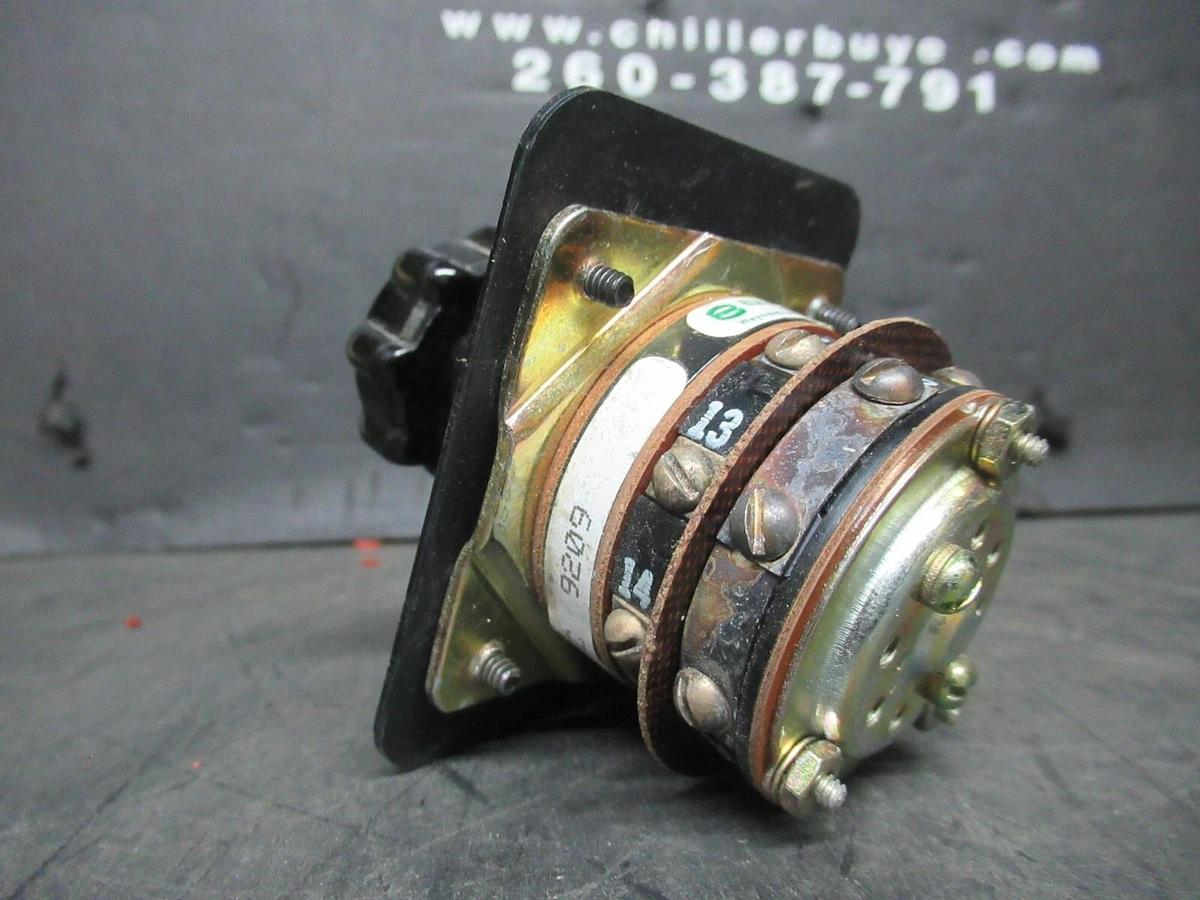 Used ELECTROSWITCH SERIES 31 CONTROL SWITCH 3104C 3-PHASE 125-600 VAC 10-3 AMP