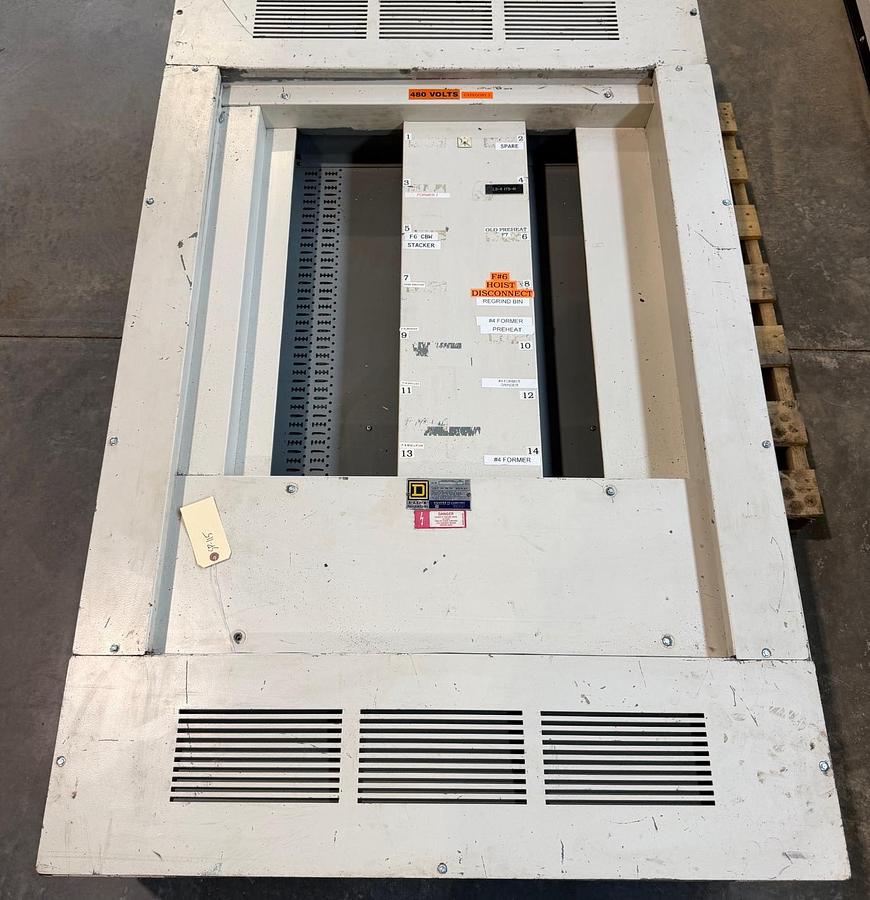 Used SQUARE D I-LINE PANELBOARD HC3273B 800 AMP 600 VAC 42-SLOT HCM3273-8 32" X 73"