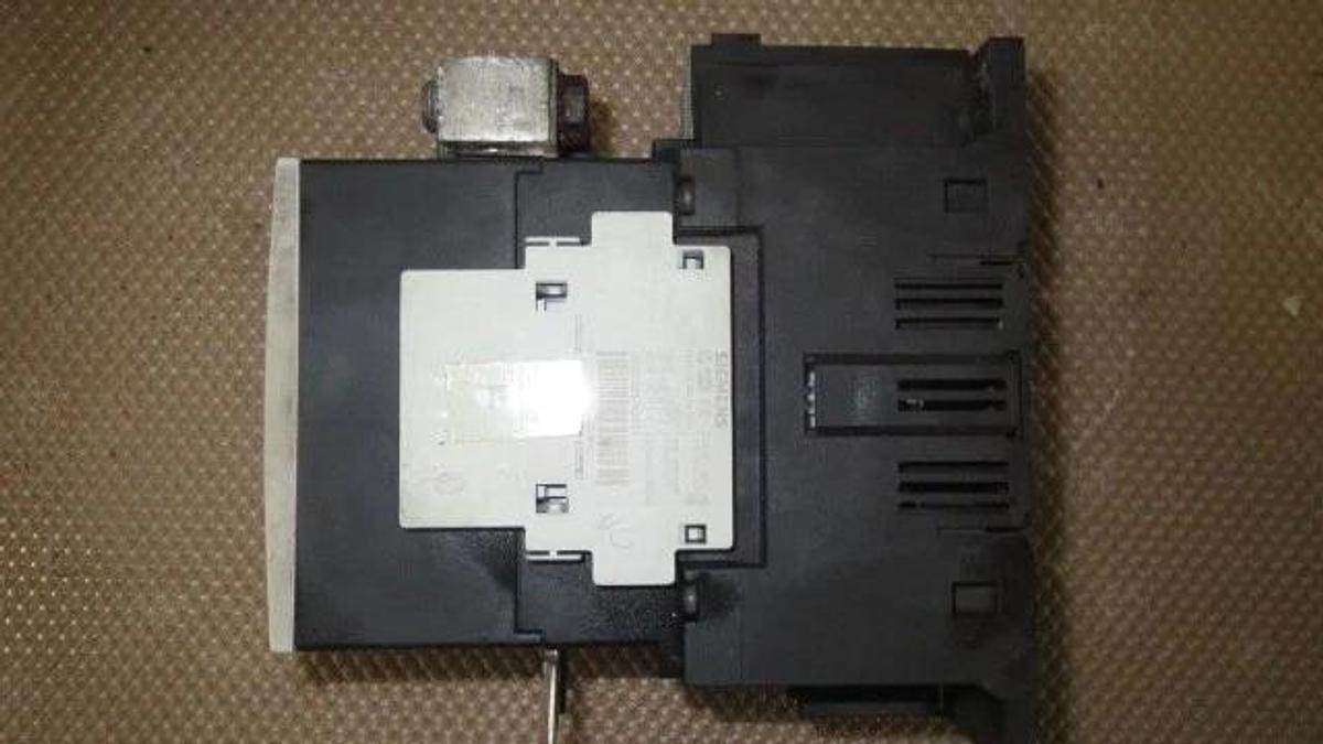Used SIEMENS SIRIUS CONTACTOR -215 AMP 3 PHASE 127V COIL MODEL 3RT1056-6