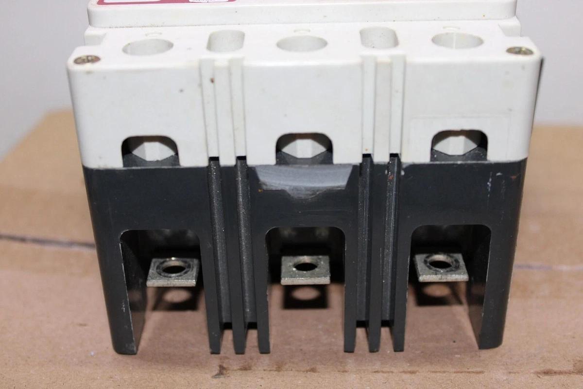 Used CUTLER HAMMER MOLDED CASE SWITCH FD3225KA04 225 AMP 600 VAC 3-POLE **WARRANTY**