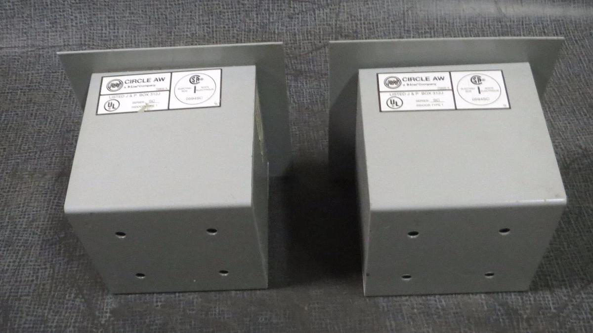 Used B-LINE SYSTEMS CIRCLE AW TYPE 1 JUNCTION BOX (1) UL: 312J MODEL: 444SCF-NK