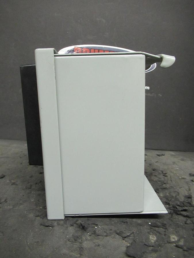 Used ITE BUS PLUG XQ45RGIG 50 AMP 240V 3P4W+GROUND XJ-L 15 AMP BREAKER SIEMENS 9200