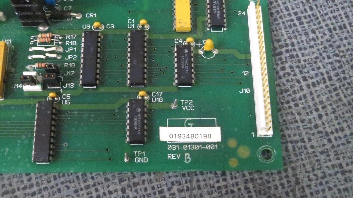Used YORK CONTROL I/O EXPANSION CIRCUIT BOARD MODEL 031-01301-001 REV B