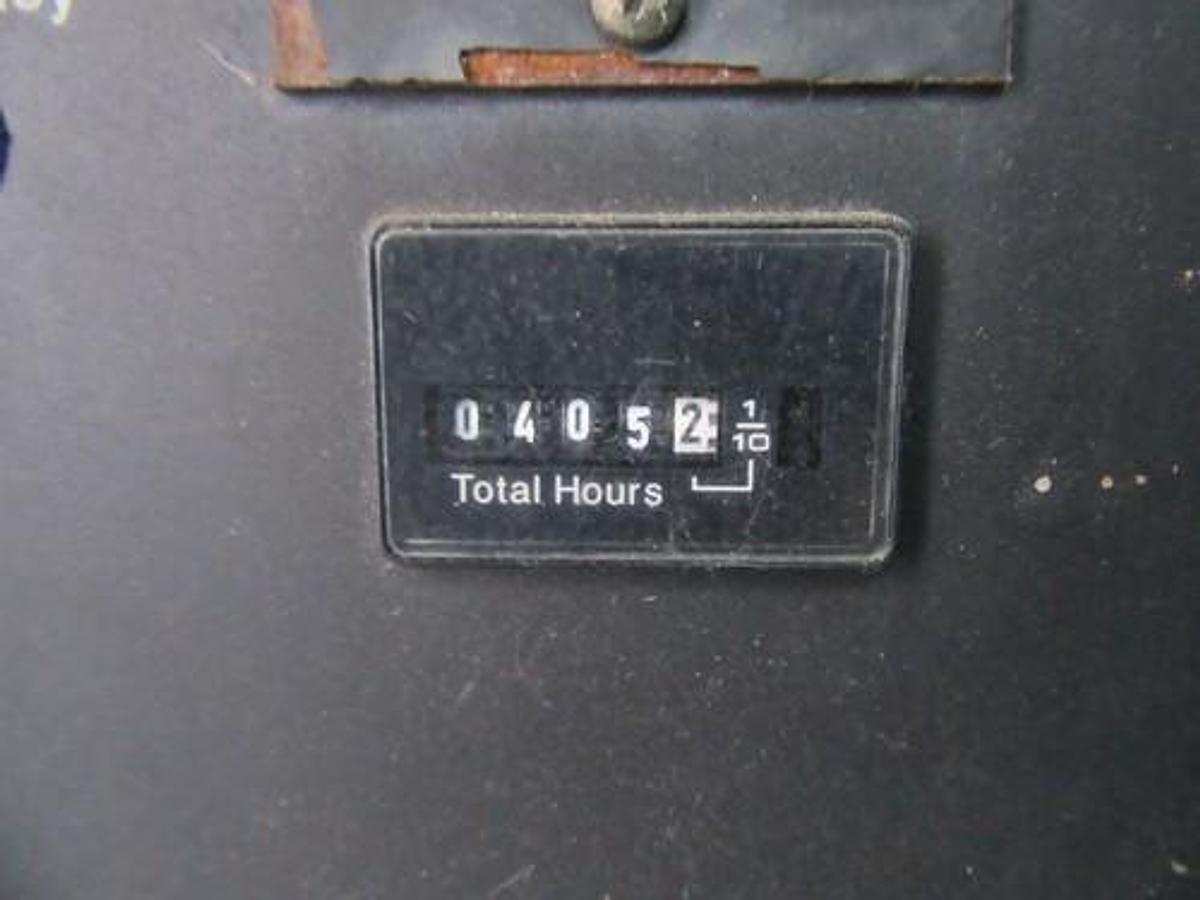 Used 35 KW GENERATOR NAT GAS LP CUMMINS ONAN 120/240 VOLT 1 PH RE-CONNECTABLE 405 HRS