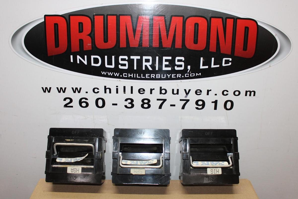 Used LOT OF 3 USD PULLOUT FUSE BLOCK SWITCH 15149 600 VAC 30 AMP 3-POLE 50/60 HZ 5 HP