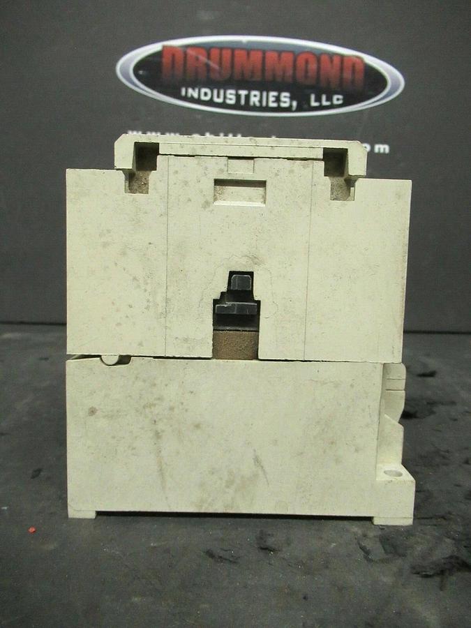 Used CUTLER HAMMER CONTACTOR CN15DN3 27 AMP NEMA SIZE 1 600 VOLT 10 HP