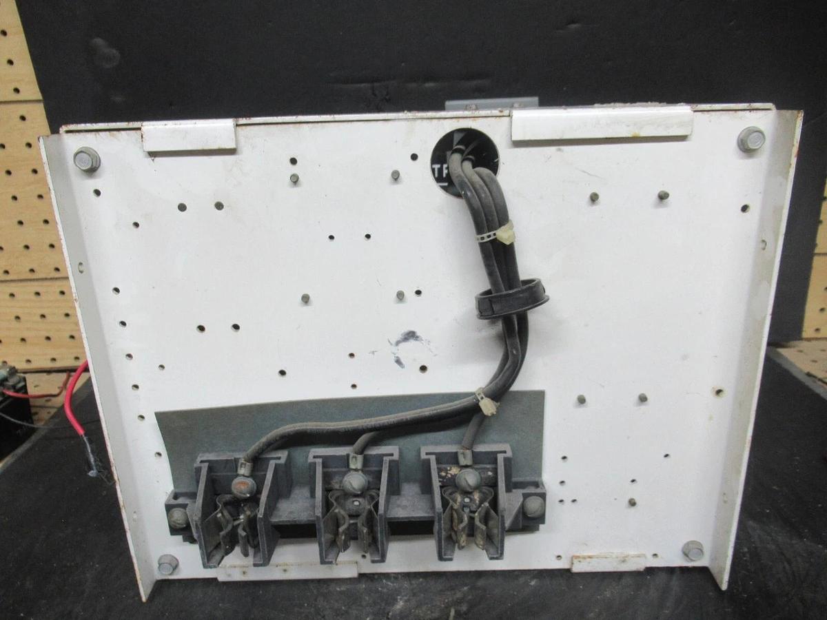 Used CUTLER HAMMER MOTOR STARTER CONTROL 12" W/ A10CN0 NEMA SIZE 1 3 AMP 600 VAC