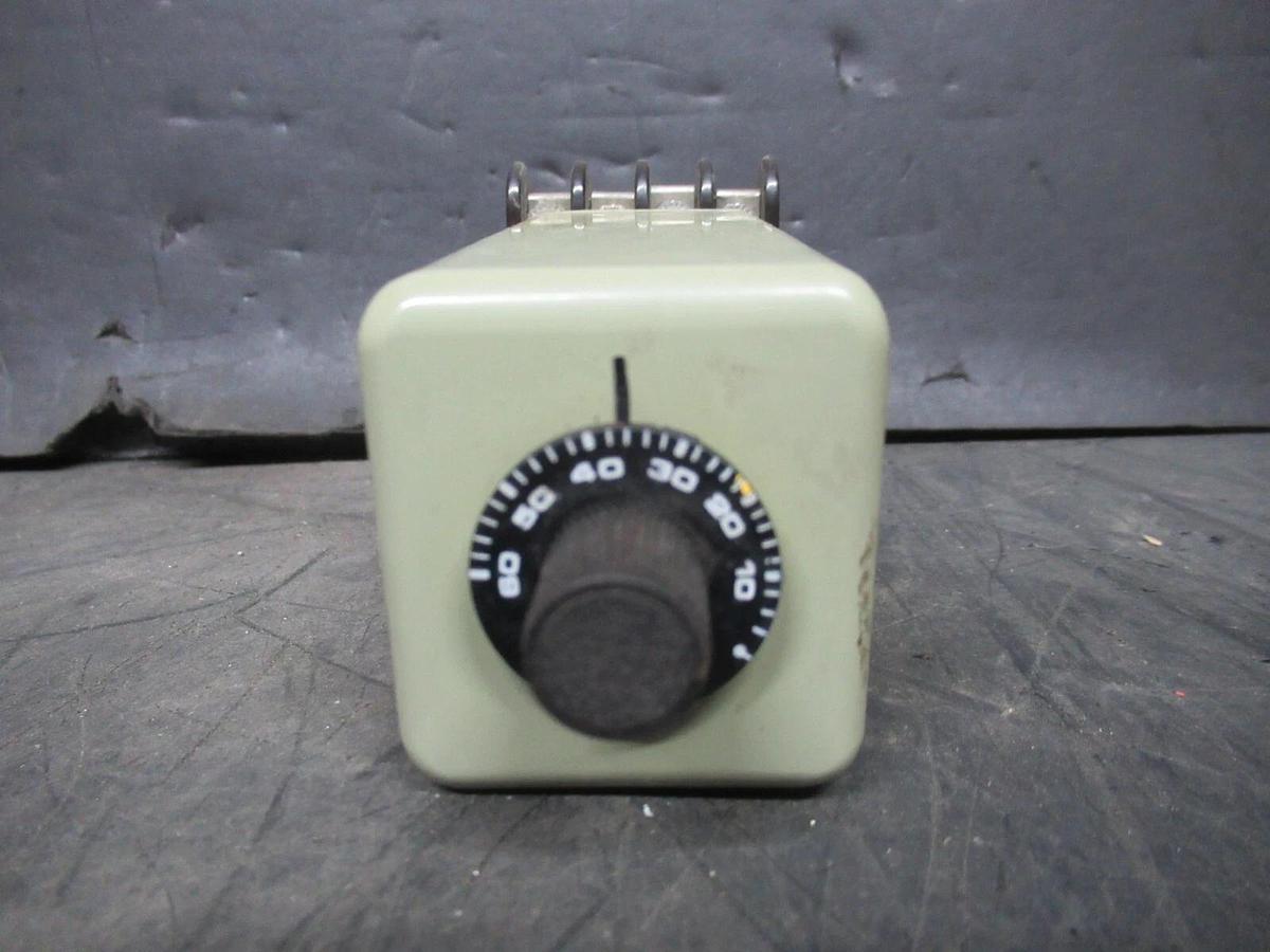 Used GW EAGLE SIGNAL 1-60 SECONDS TIMER CG914A3 120 VOLT AC/DC 10 AMP **WARRANTY**