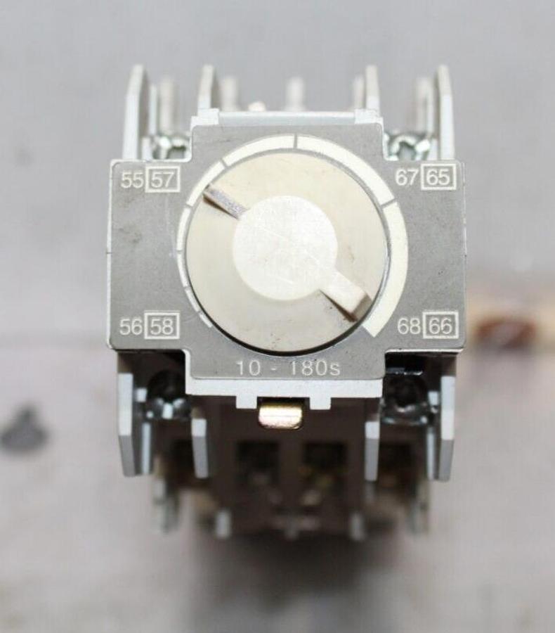 Used CUTLER HAMMER CONTACTOR D15CR31 10 AMP 600 VAC W/ C320TP2 TIME DELAY RELAY
