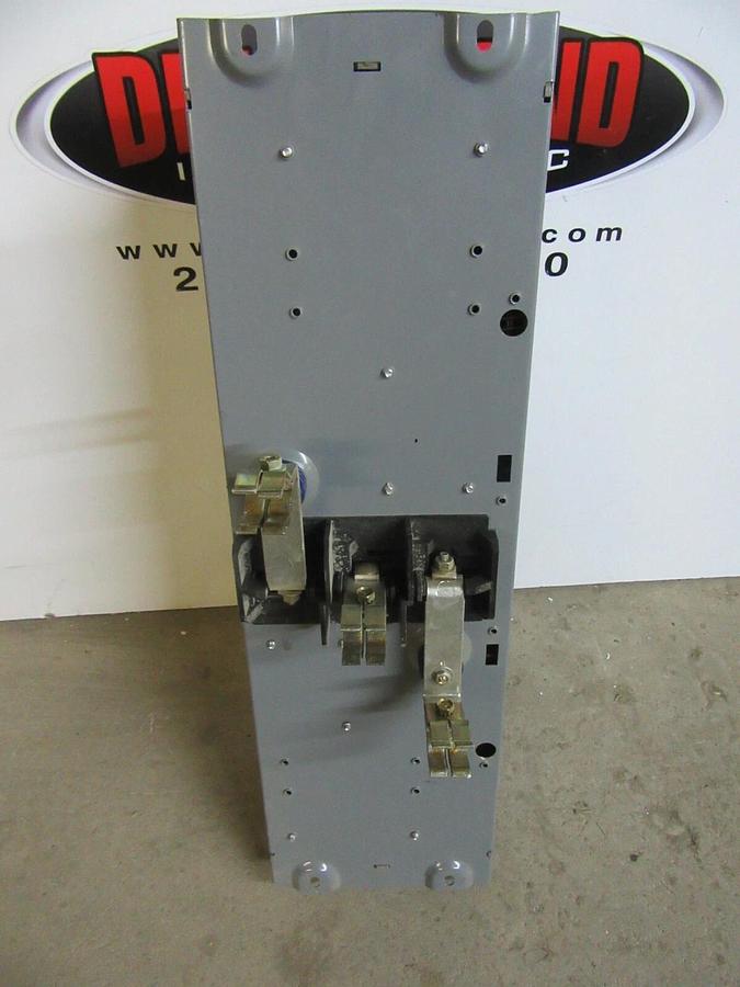 Used SQUARE D QMB TWIN PANELBOARD SWITCH QMB-363-T32 60 AMP 600 VOLT 15 HP