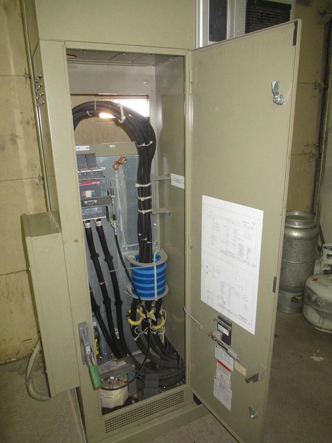 Used TR200 225 (234) HP TRANE ADAPTIVE DRIVE 281 AMP 480 VAC 3 PH AFDH0281GC0C10C201