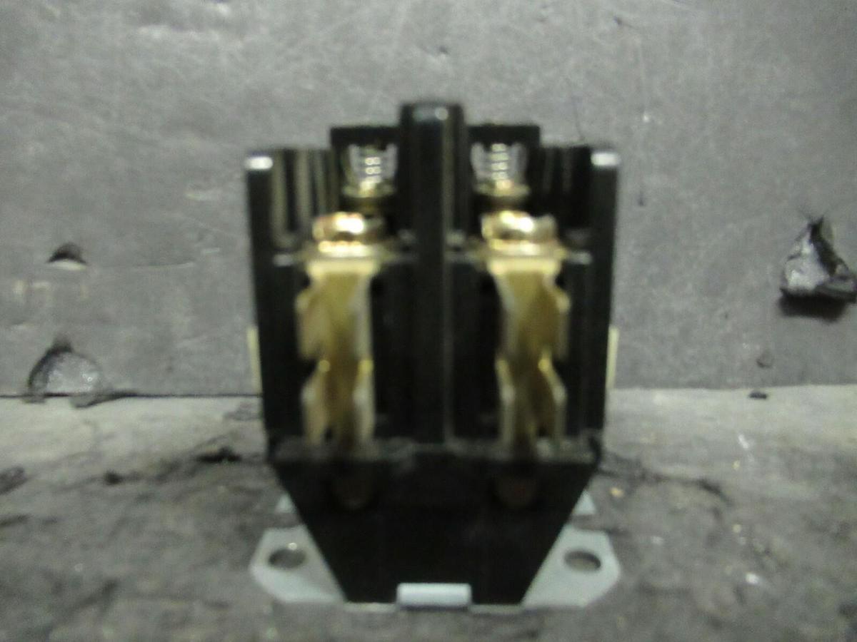 Used PRODUCTS UNLIMITED CONTACTOR 3100-20T328 / HN52KC016 20 AMP 600 VAC 120 V COIL