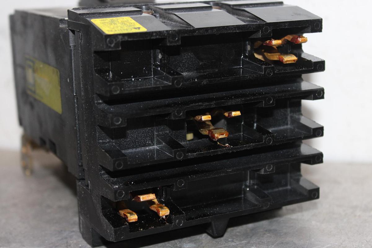 Used SQUARE D I-LINE CIRCUIT BREAKER FA34015 15 AMP 480 VOLT 3-POLE