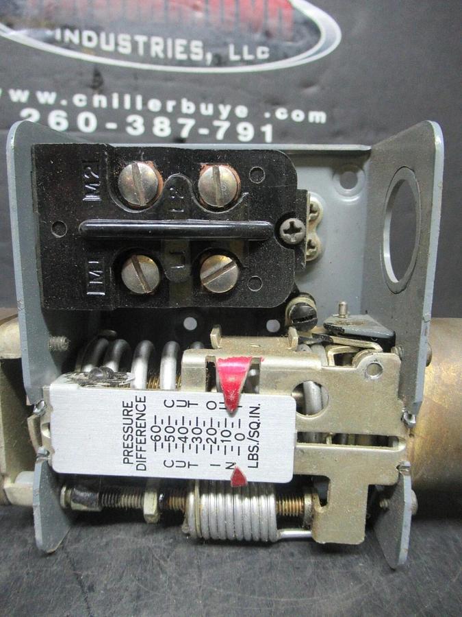 Used PENN DIFFERENTIAL PRESSURE CONTROL 274BP20-1503 230 VAC 13.9 AMP **WARRANTY**