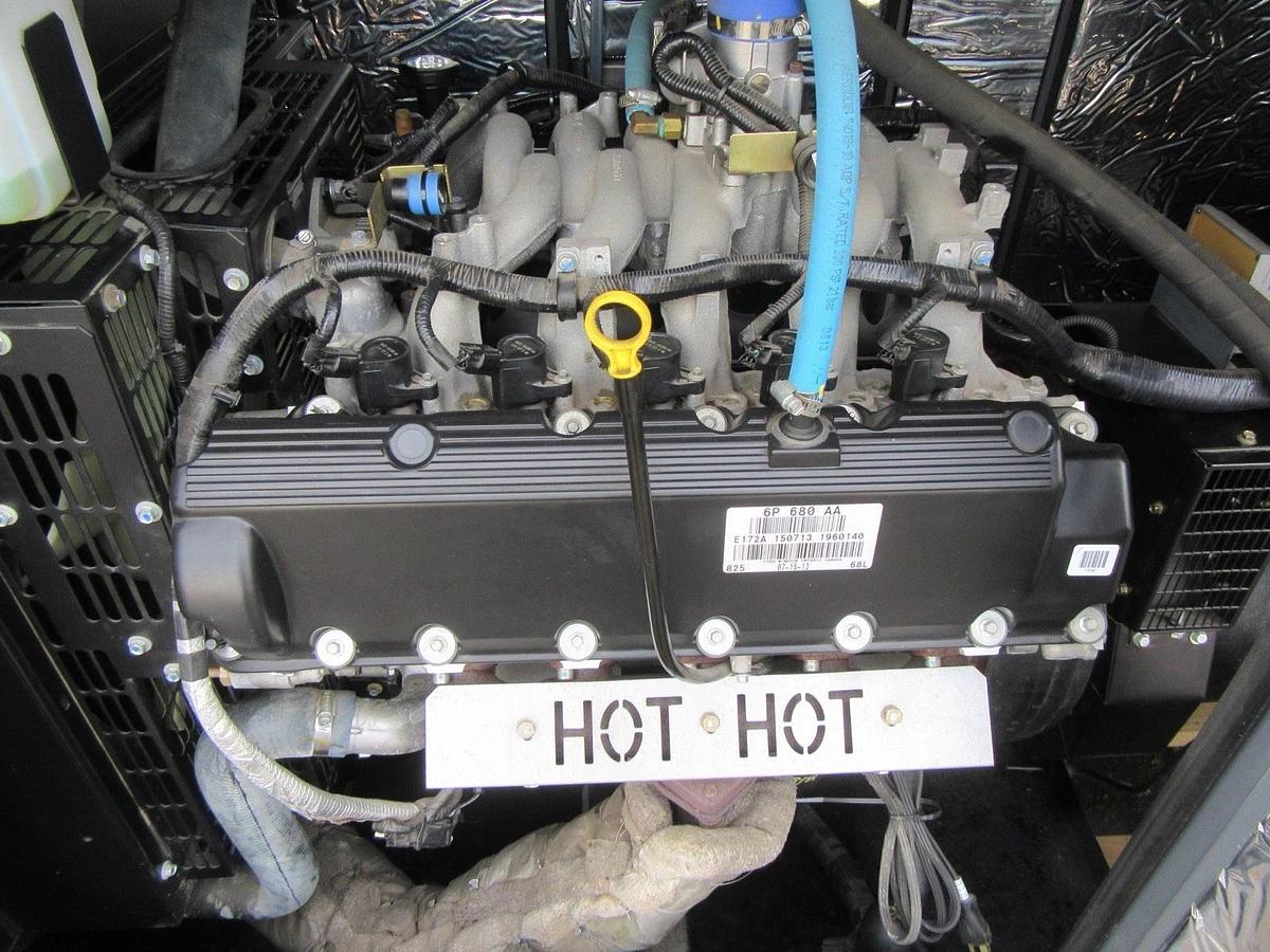 Used 48 KW 50 KW GENERATOR GENERAC NAT GAS LP PROPANE 120/240 V 1 PH 142 HRS WE SHIP