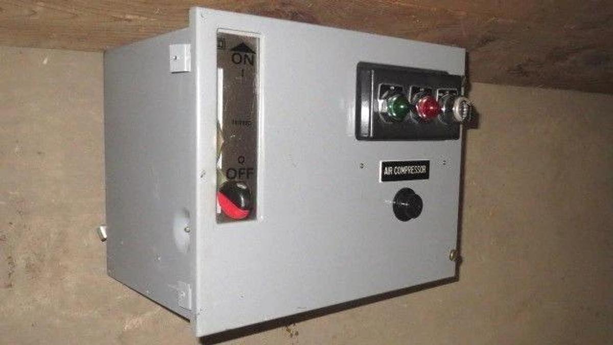 Used SQUARE D 12" MCC BUCKET 480 VAC W/ 15 AMP FHP BREAKER & NEMA SIZE 1 STARTER