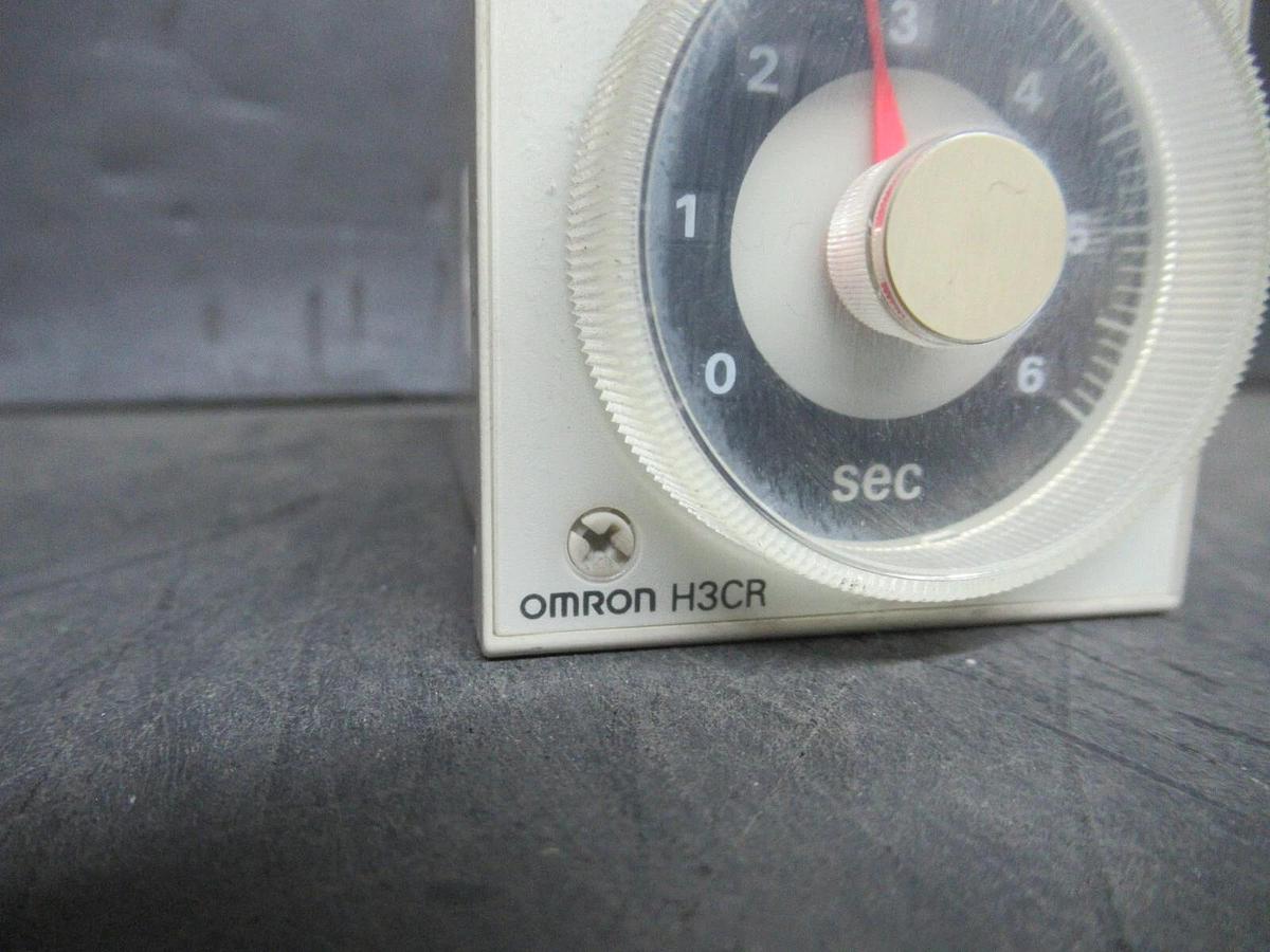 Used OMRON TIMER H3CR-H8L 200-240 VAC 5 AMP 0.6-12 SECOND **WARRANTY INCLUDED**