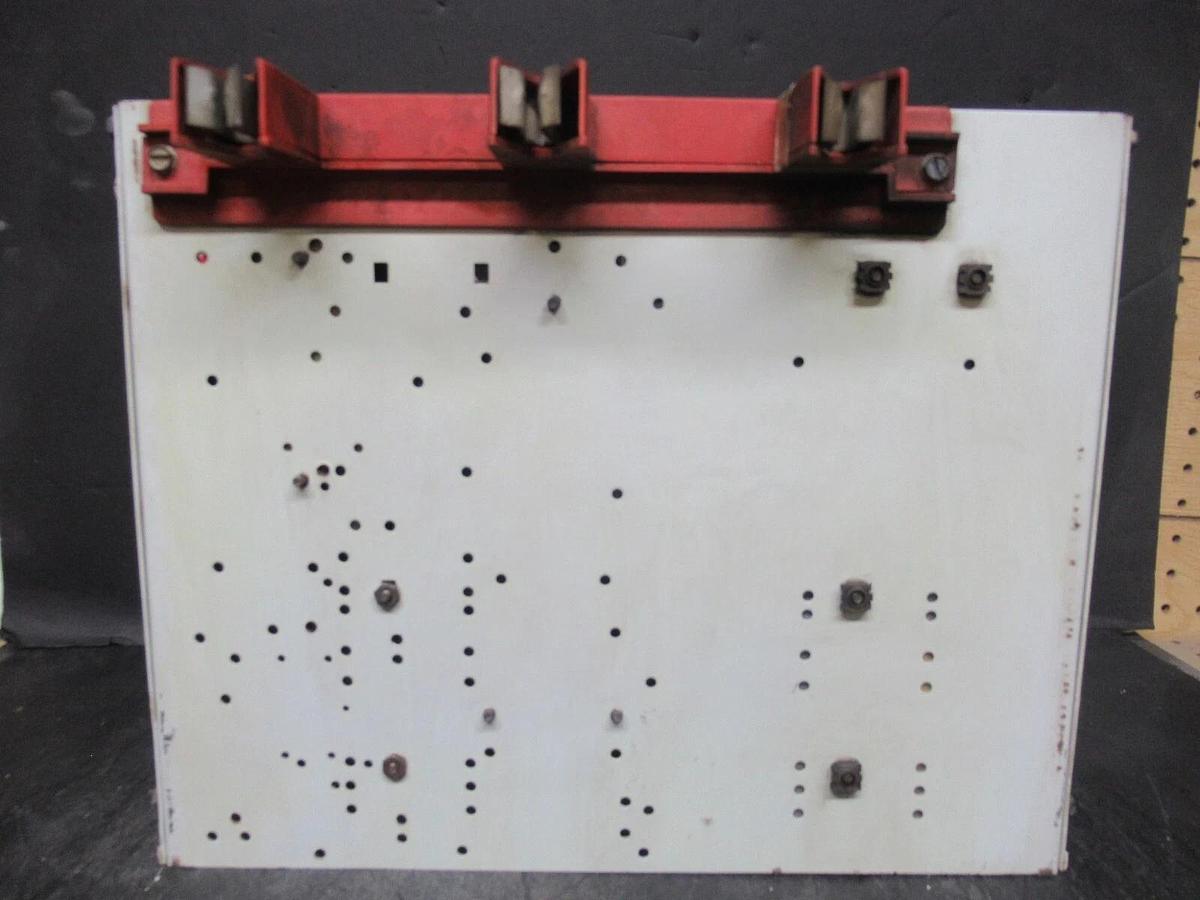 Used CUTLER HAMMER MOTOR STARTER CONTROL BUCKET MODEL: 2100 12" NEMA SIZE 0 30 AMP