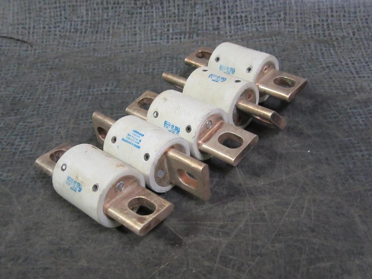 (1) LITTELFUSE SEMI-CONDUCTOR 250A 150 VAC 100 VDC L155250 NO BOX