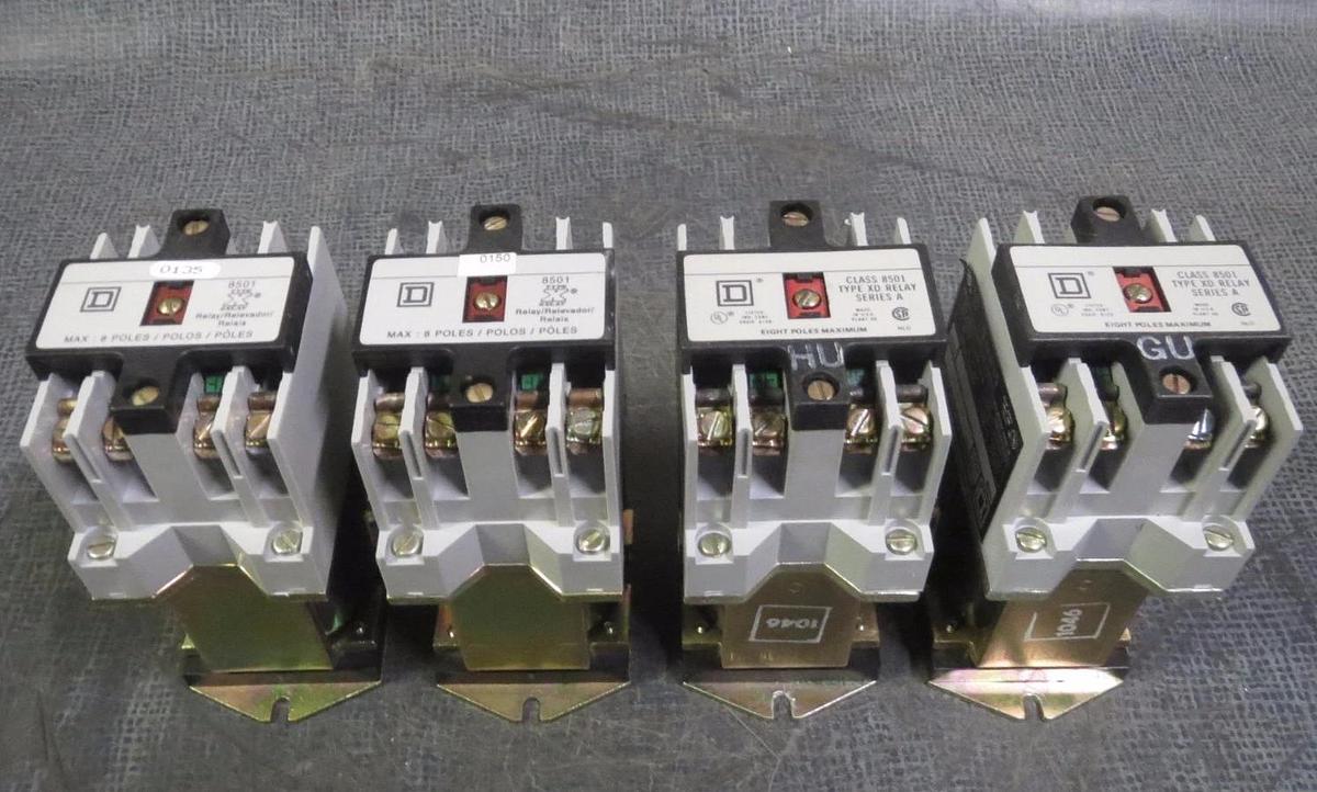 Used (1) SQUARE D 8 POLE CONTROL RELAY WITH 24 VDC COIL 8501XD020 8501-XDO-20