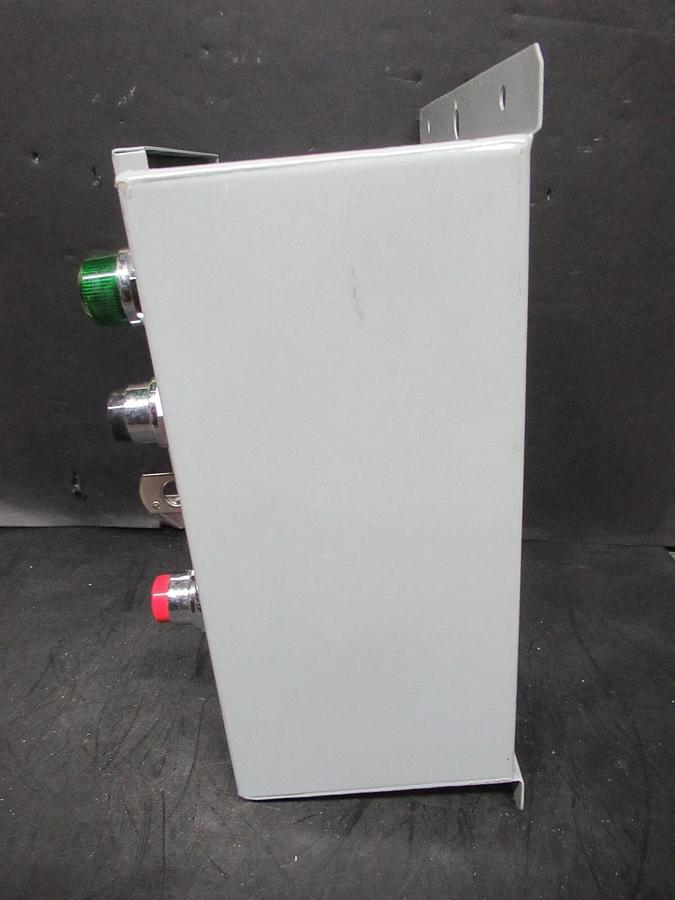 EATON COMBINATION STARTER ECN0718CAB TYPE: 12 W/ AN16DN0 27 AMP 600 VAC