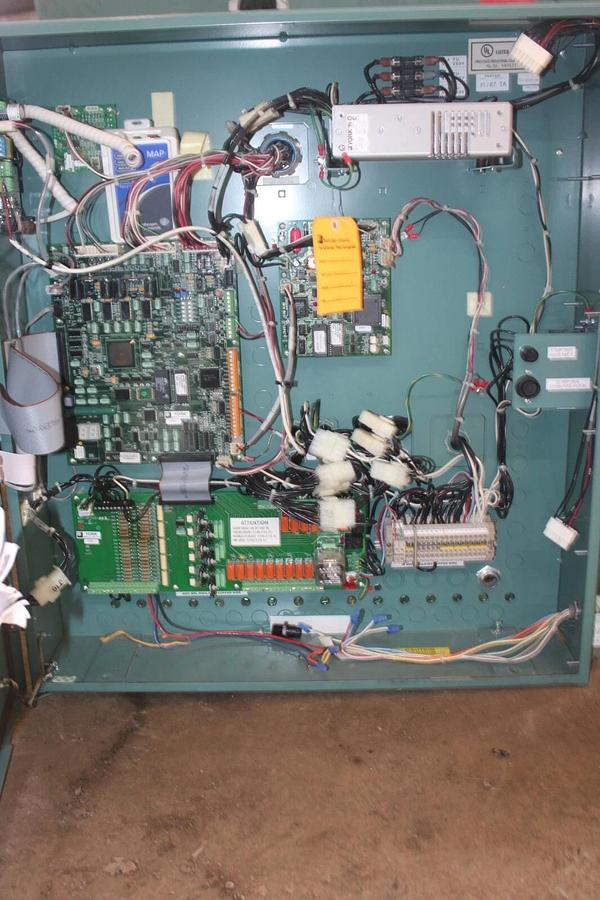 Used YORK CHILLER LIQUID COOLED OPTISPEED DRIVE 371-02526-102 TM-790-K-B12F-46D