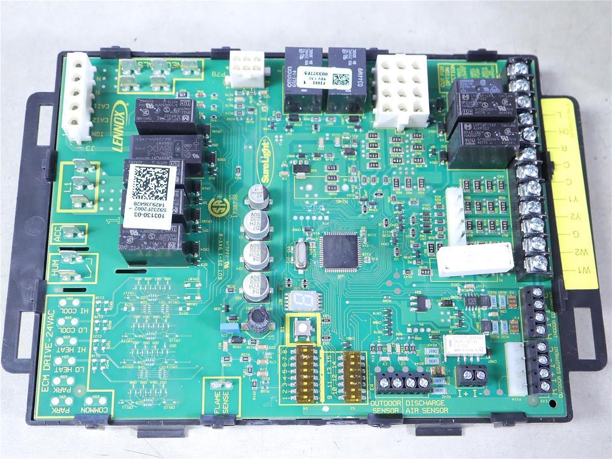 Used CARRIER TEMPERATURE RESET CIRCUIT BOARD 32GB500254 / HT203777-2