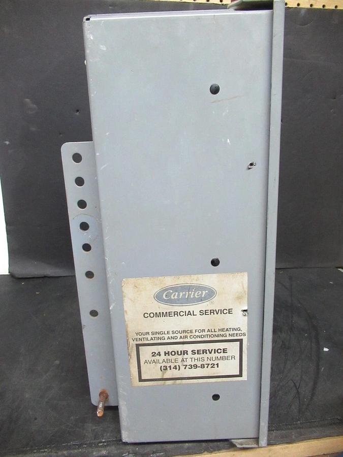Used CARRIER CHILLER CONTROL INTERFACE PANEL 19XR-7070462DGS68 19XR04031531-19XR