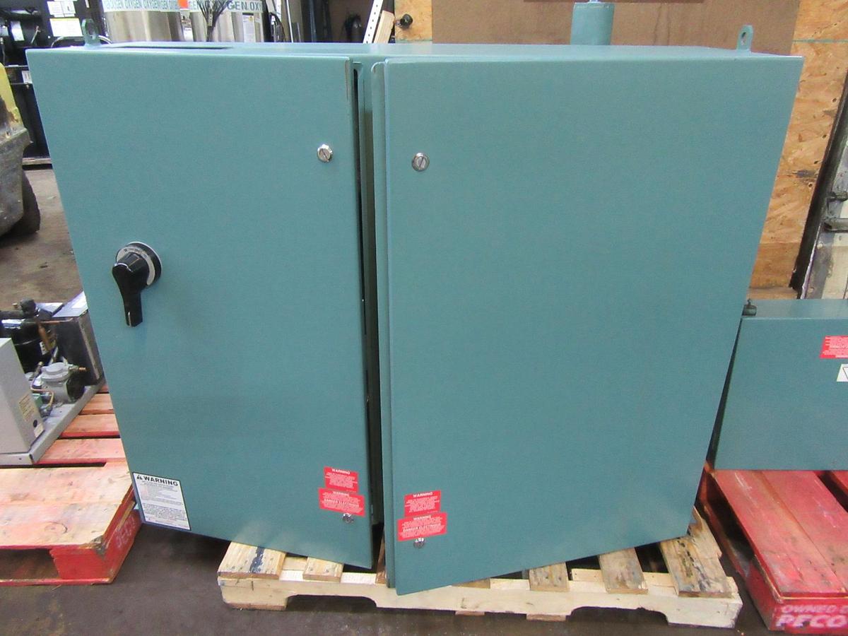 Used YORK 351 HP VARIABLE SPEED CHILLER DRIVE 371-02289-101 TM 351T B6-46B COMPLETE 460 V 380 A