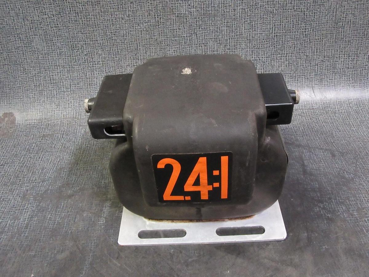 Used .6KVA WESTINGHOUSE POTENTIAL TRANSFORMER STYLE 254A483G02 288/500Y 2.4:1 RATIO