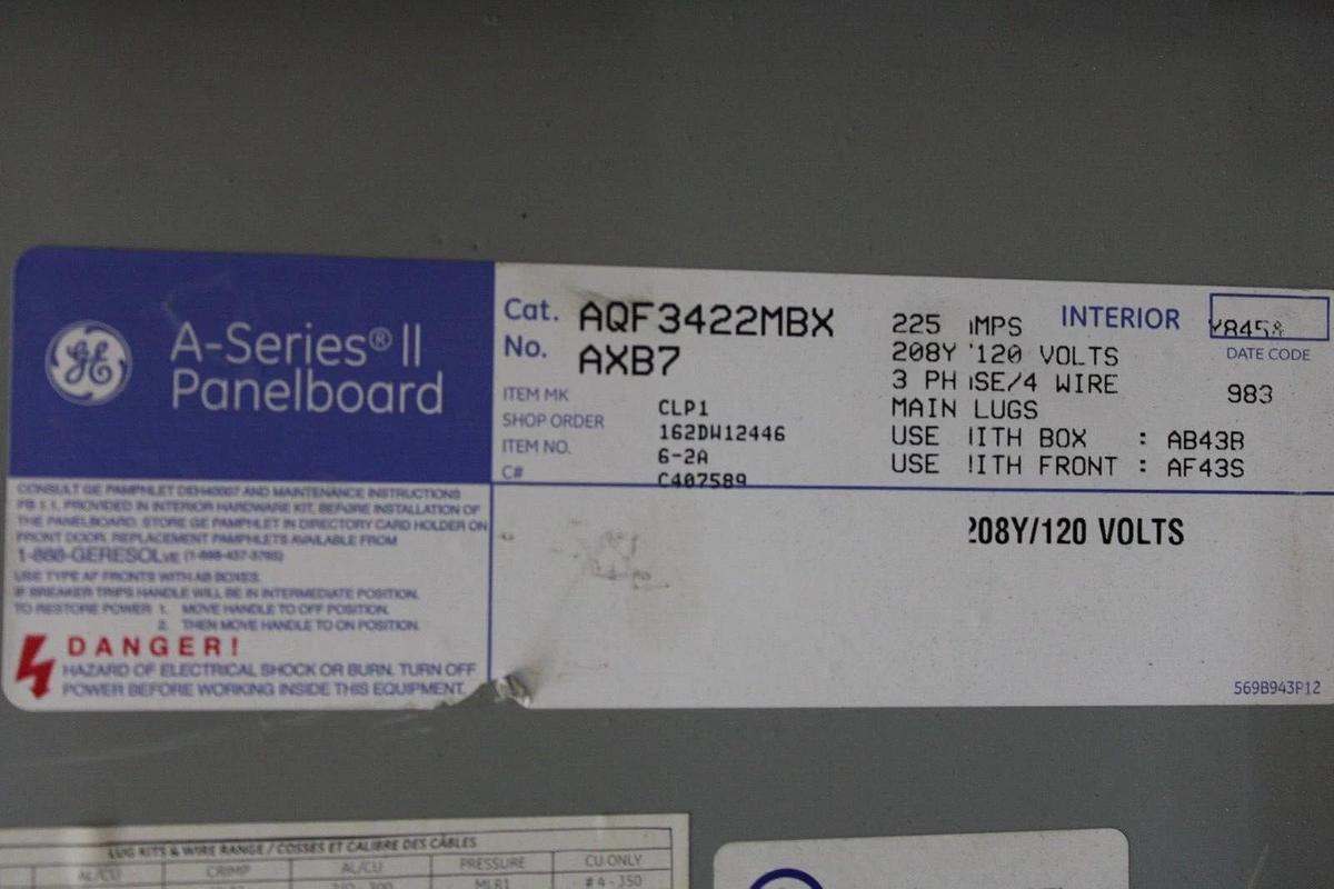 Used GENERAL ELECTRIC SERVICE PANELBOARD AB43B 225 AMP 208Y/120V 3-PHASE NEMA 1