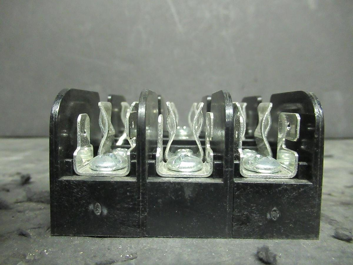 Used FERRAZ AND SHAWMUT FUSE HOLDER 30313 FOR 30 AMP 600 V **WARRANTY INCLUDED!**