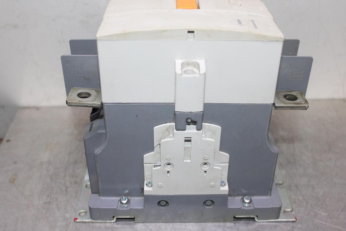 Used FURNAS CONTACTOR 42HF35AA 120 AMP 600 VAC 3-POLE COIL: 120/240V