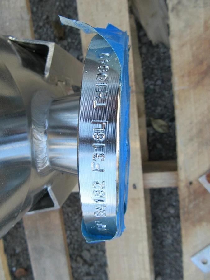 (1) 316 STAINLESS STEEL GLOBAL FILTER MULTI CARTRIDGE VESSEL GTCH3 1-1/2" FNPT