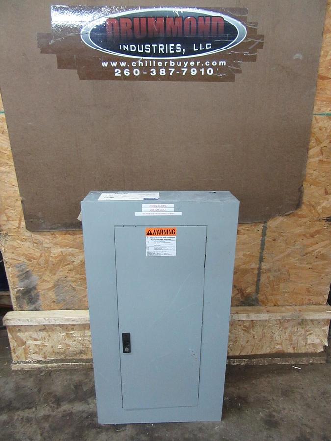 Used 125 AMP GE PANELBOARD PANEL AQF3421MBX / AXB7 208Y/120 VAC MLO 3 PH 4 W THQB