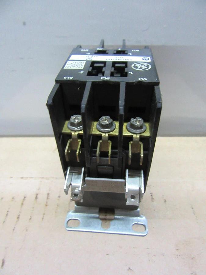 Used GE CONTACTOR CR453AB3AAA 25 AMP 600 VAC 3-POLE 3-PHASE COIL: 120 VAC