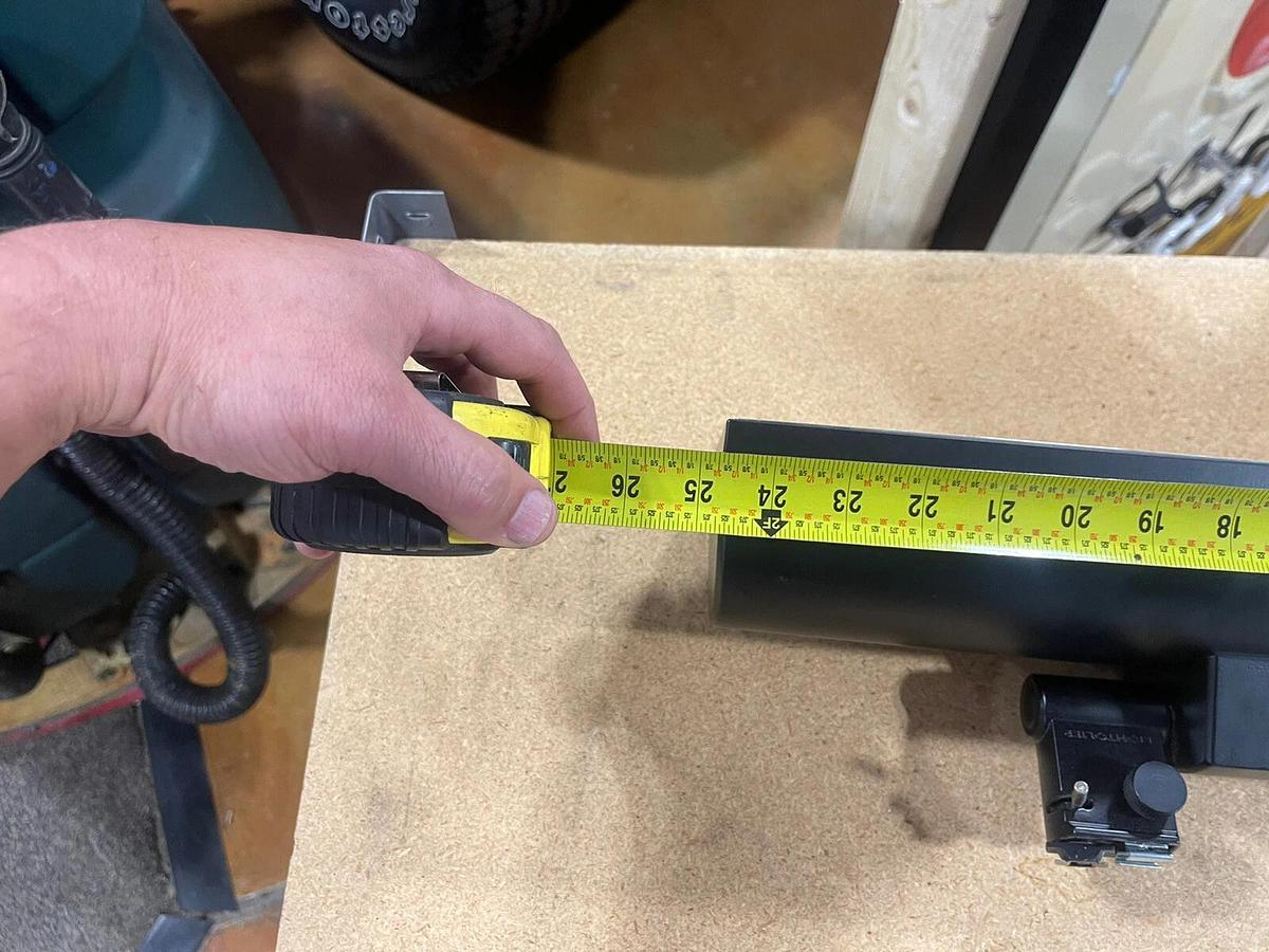 Used LIGHTOLIER 8279 LYTESPAN  TRACK LIGHTING FIXTURE BLACK 8279 FLUORESCENT BLACK