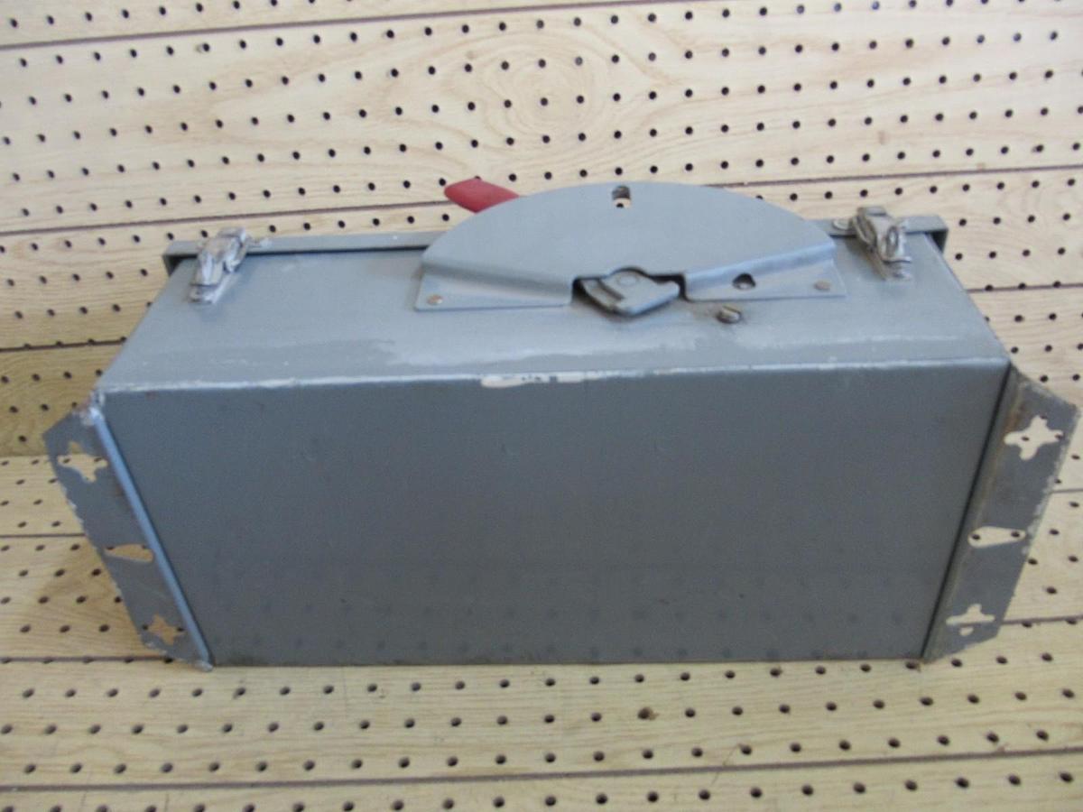 Used WESTINGHOUSE DISCONNECT SWITCH JHUN361 600VAC 20HP 30A 600VDC TYPE 12