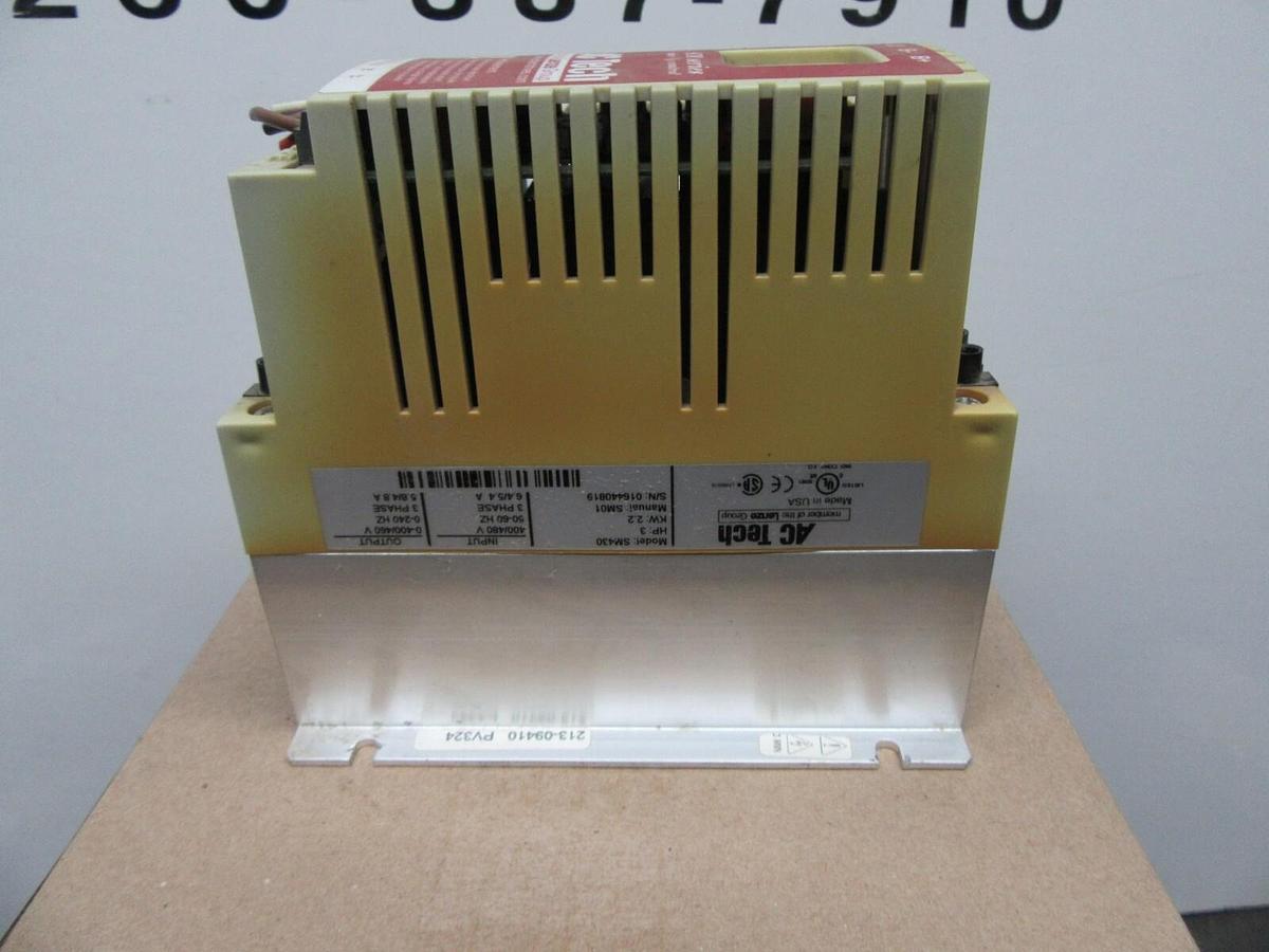 Used LENZE AC TECH VARIABLE AC DRIVE SM430 SCM I/O CONTROL 480 VOLT 3 HP 2.2 KW