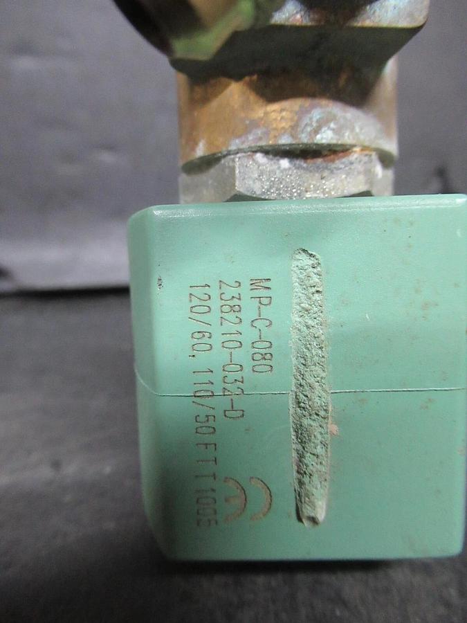 Used ASCO REDHAT II SOLENOID VALVE 8262G013 8.1 WATT 1/4" DIAMETER #4 OIL AT 40 PSI