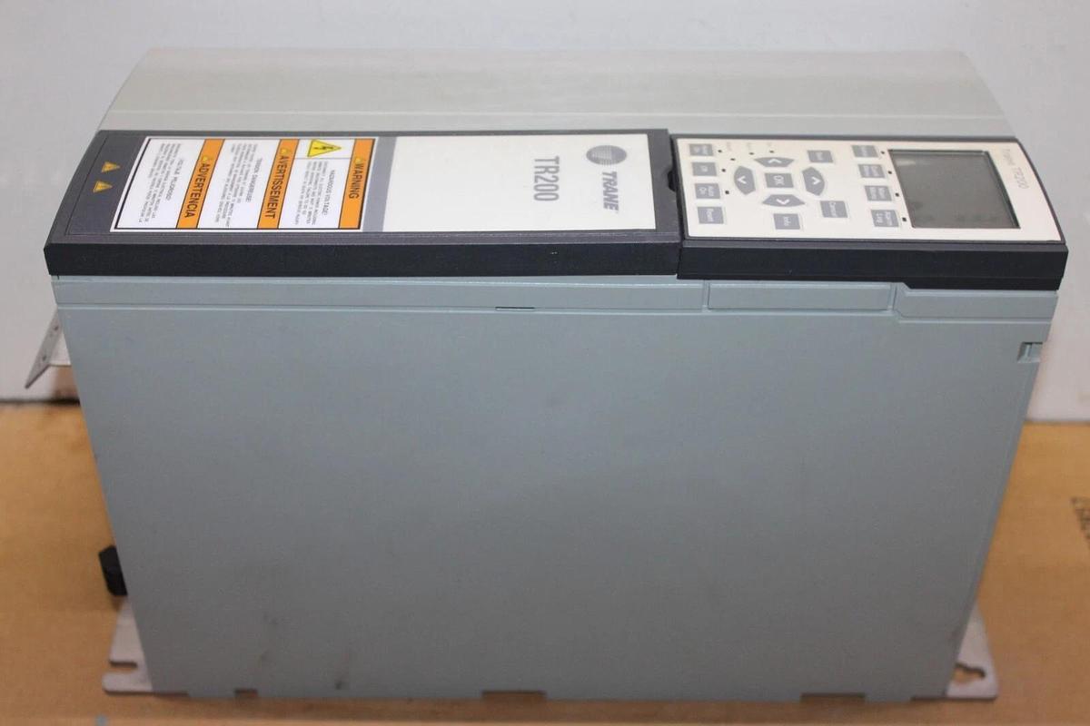 Used TRANE TR200 VARIABLE FREQUENCY DRIVE 131L0985 X13170817180 11kW 15HP 480V