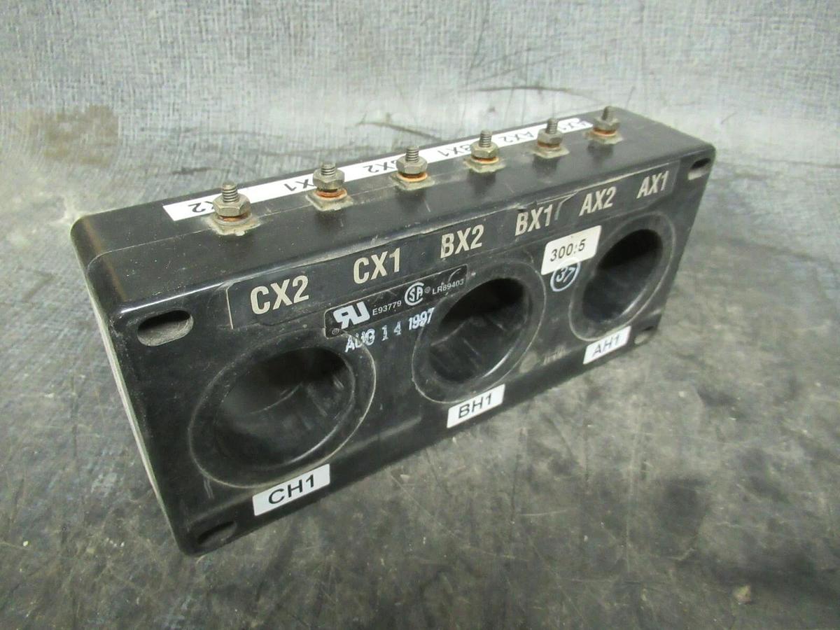 Used CUTLER HAMMER GROUND FAULT SENSOR 2092A37H05 RATIO: 300:5 **WARRANTY**