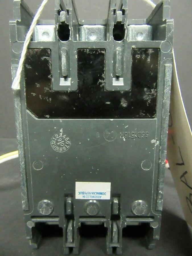 Used 3 AMP ALLEN BRADLEY 140M-H8 BREAKER 140M-H8P-B30 3 POLE 480 VAC W/ SHUNT TRIP
