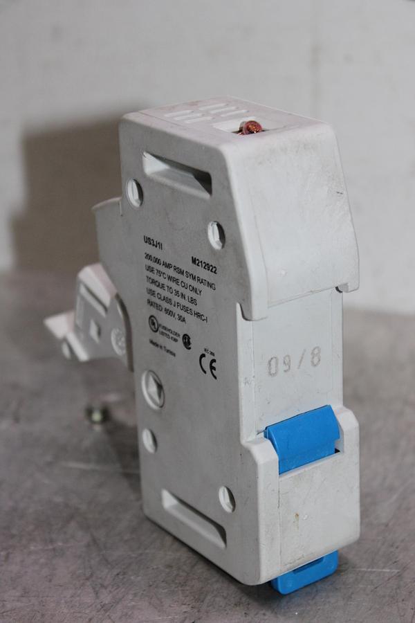 Used FERRAZ SHAWMUT ULTRASAFE FUSE HOLDER USCC2I 600 VAC 2-POLE 30 AMP