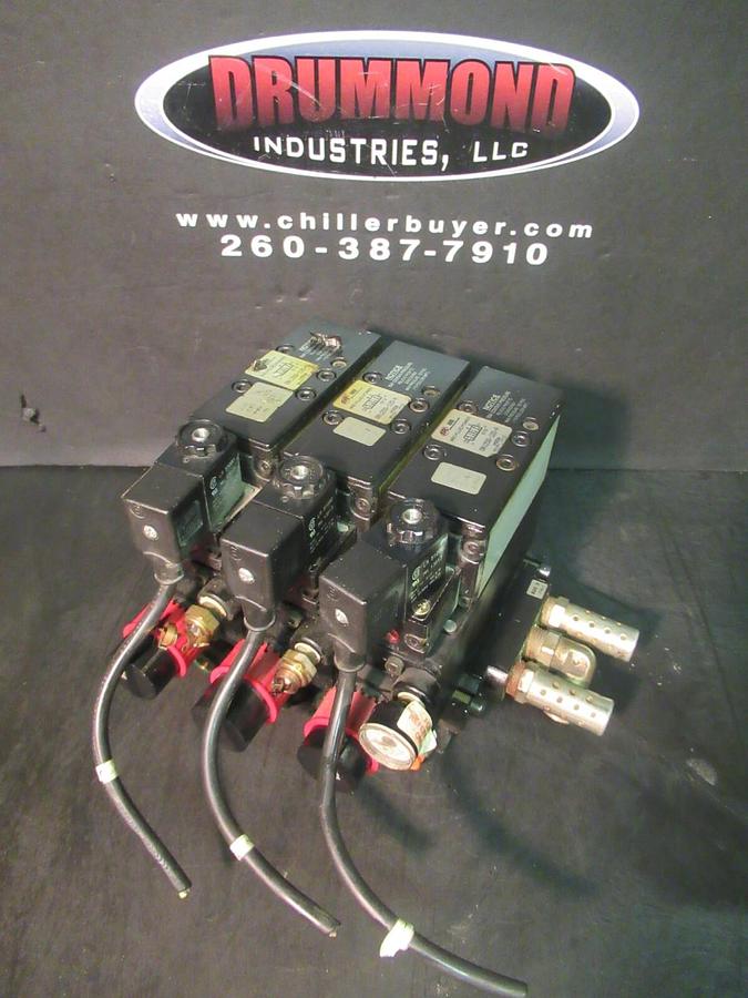 Used ARO FLUID POWER PNEUMATIC VALVE MANIFOLD 120 VAC 30-150 PSI --DAMAGED GAUGE--