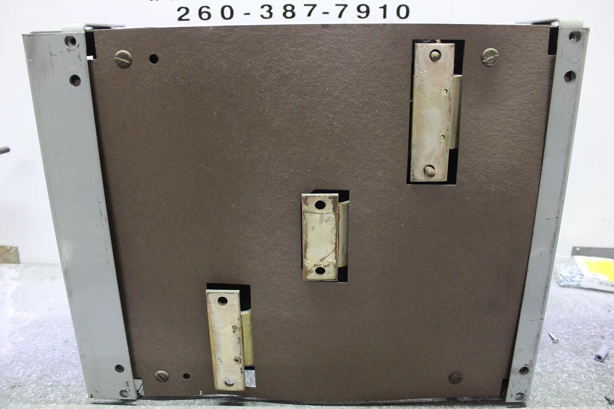 Used ITE VACU-BREAK FUSIBLE PANELBOARD SWITCH V7H3605 400 AMP 600 VAC 3-POLE