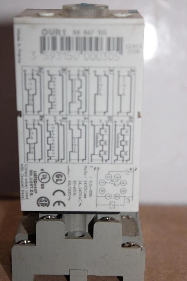 Used CROUZET ADJUSTABLE TIME DELAY RELAY OUR1 88-867-105 0.1 SEC-100 HOUR
