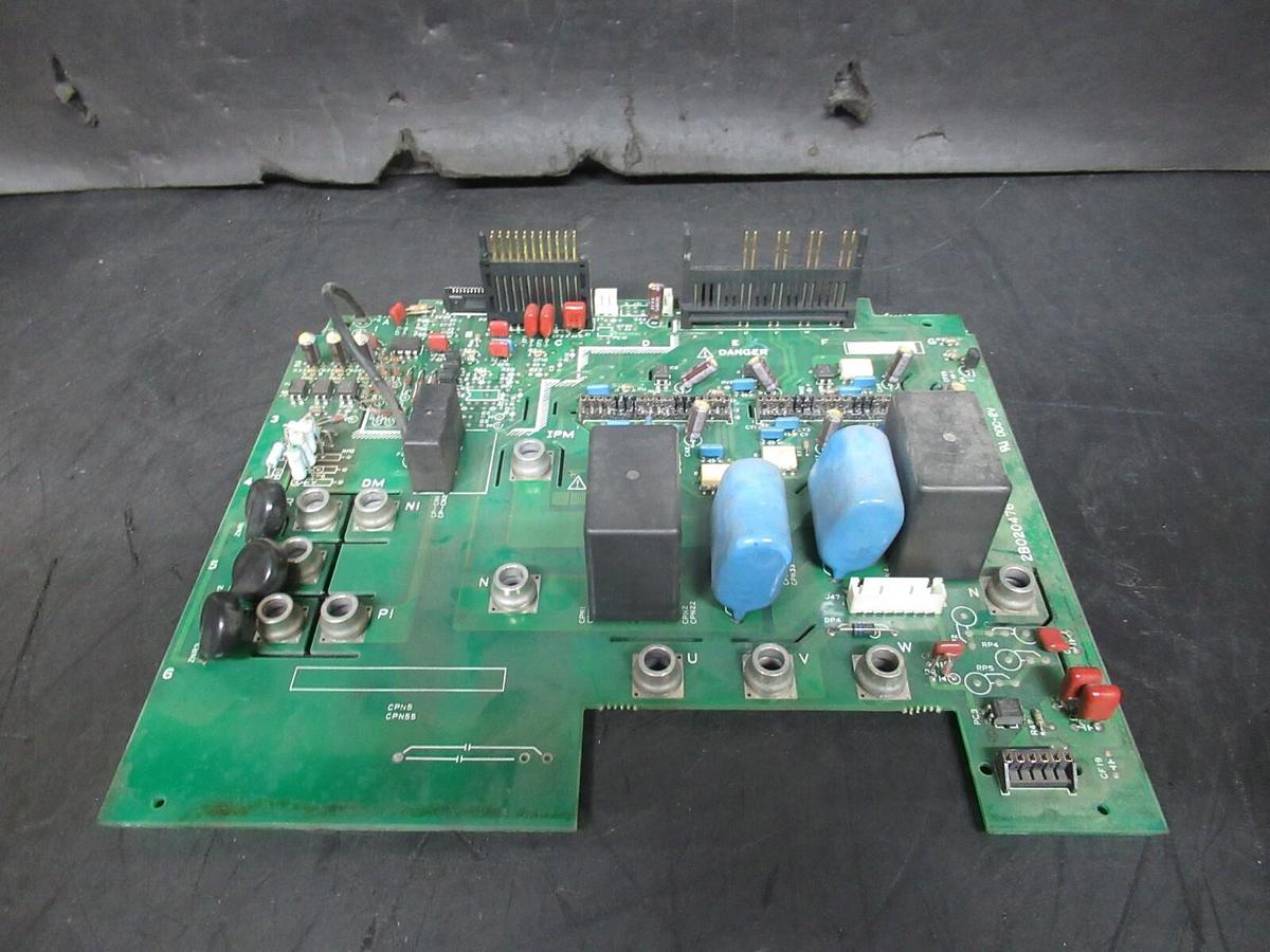 Used HITACHI CHILLER INVERTER MOTHERBOARD 2B020476-2 / J300UB2150H-K **WARRANTY**